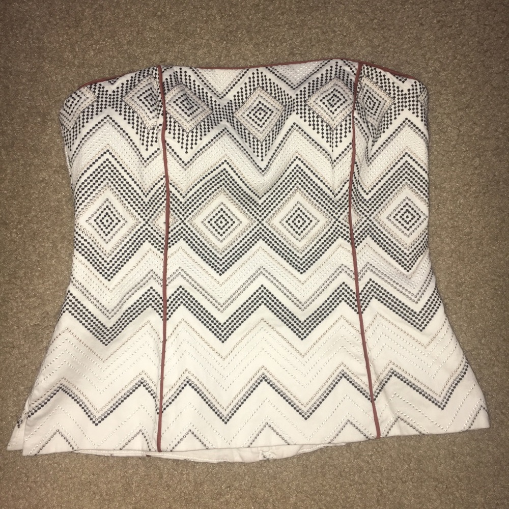 WHITE HOUSE BLACK MARKET top